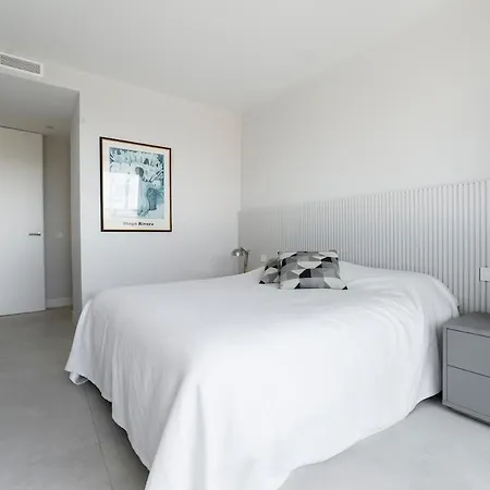 Apartament The Edge - Beachfront 2 Bedroom *