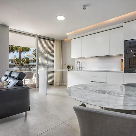 The Edge - Beachfront 2 Bedroom 公寓 埃斯特波纳