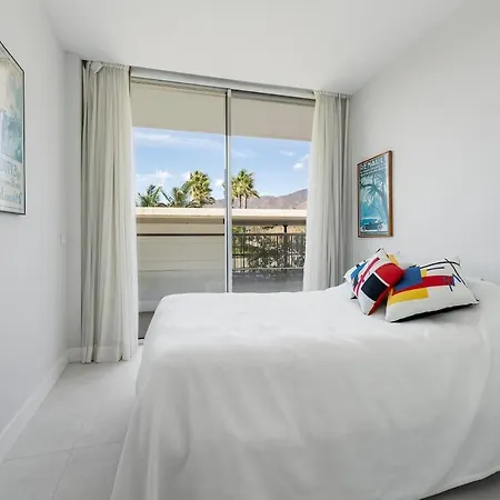 The Edge - Beachfront 2 Bedroom 公寓 埃斯特波纳